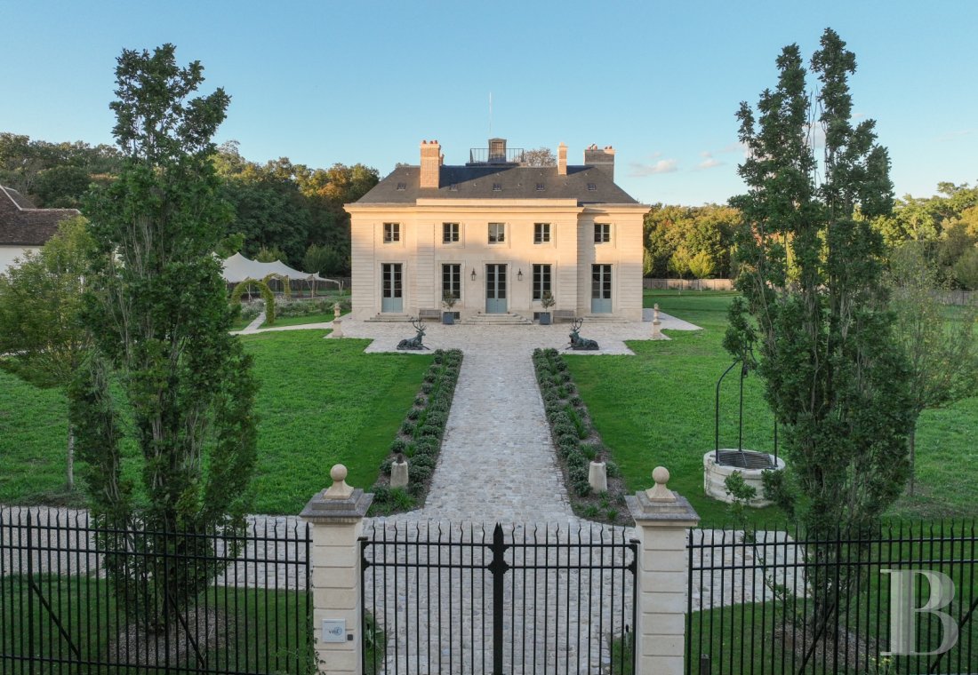 A completely renovated royal hunting lodge in the heart of the Saint-Germain-en-Laye forest - photo  n°29