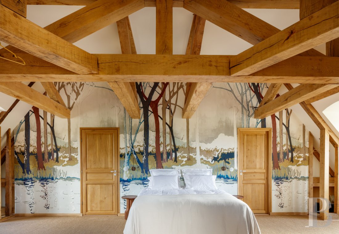 A completely renovated royal hunting lodge in the heart of the Saint-Germain-en-Laye forest - photo  n°20