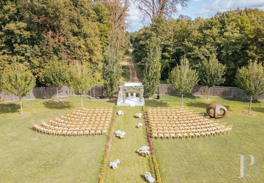 A completely renovated royal hunting lodge in the heart of the Saint-Germain-en-Laye forest - photo  n°21