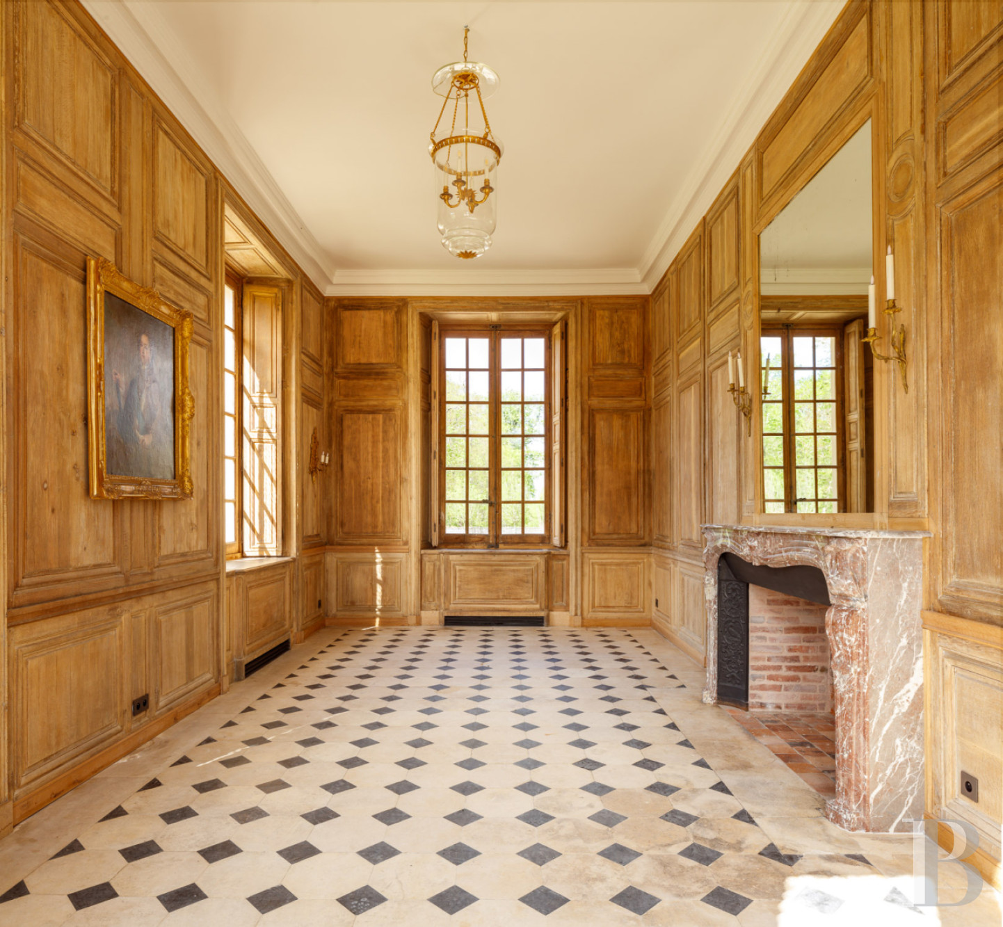 A completely renovated royal hunting lodge in the heart of the Saint-Germain-en-Laye forest - photo  n°13