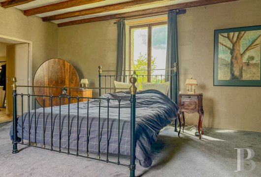 character properties France pays de loire   - 9