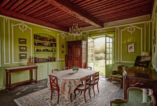 character properties France auvergne   - 8