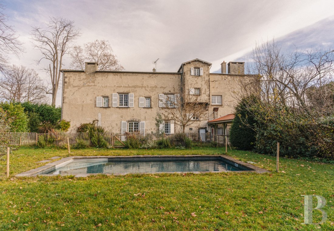 character properties France auvergne   - 1