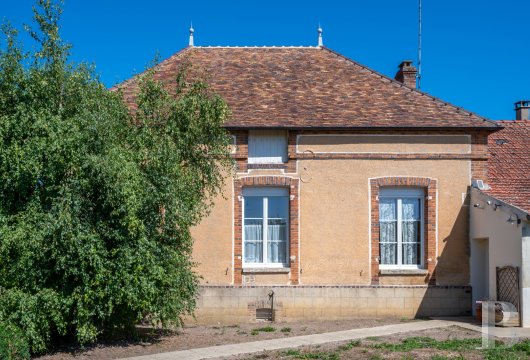 vieilles maisons francaises bourgogne   - 3