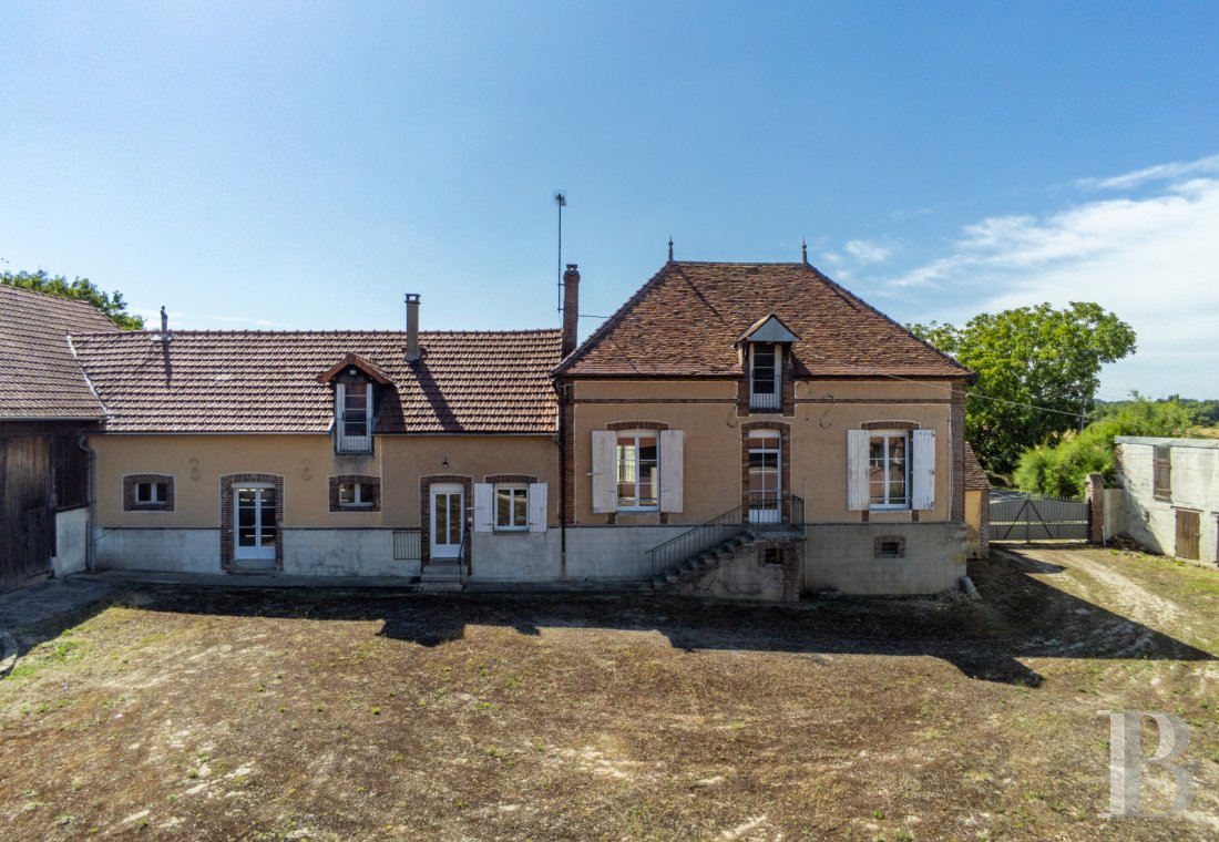 vieilles maisons francaises bourgogne   - 2
