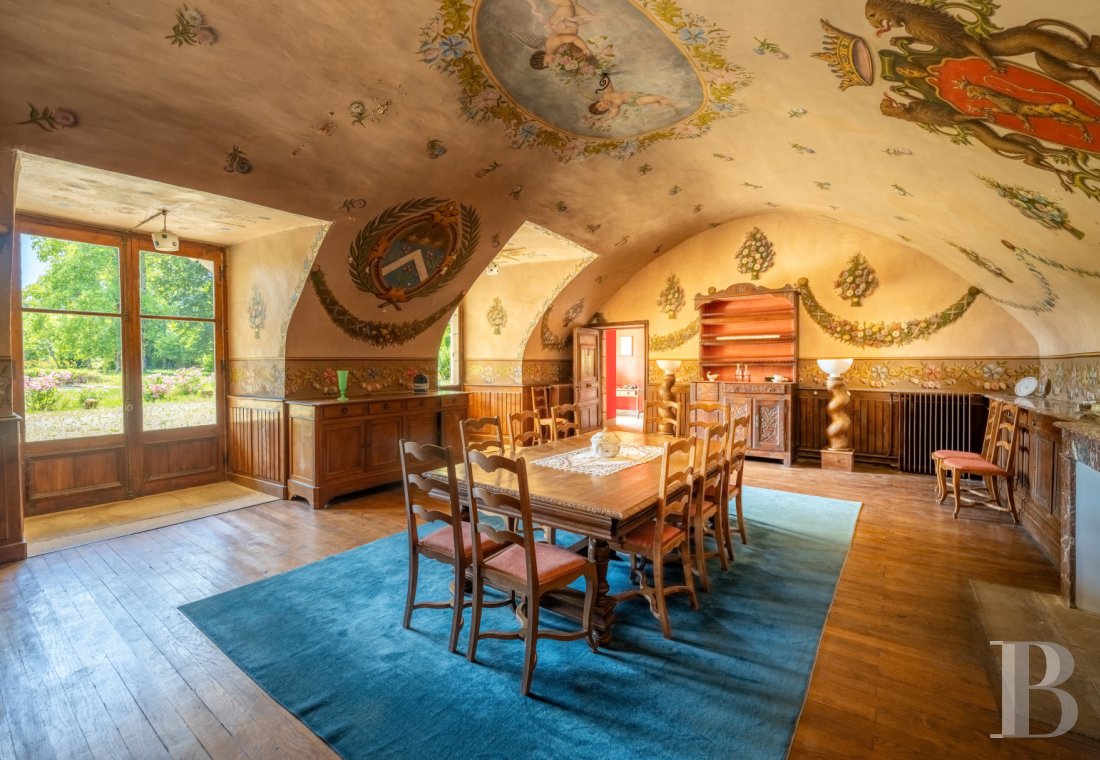 chateaux for sale France auvergne   - 12
