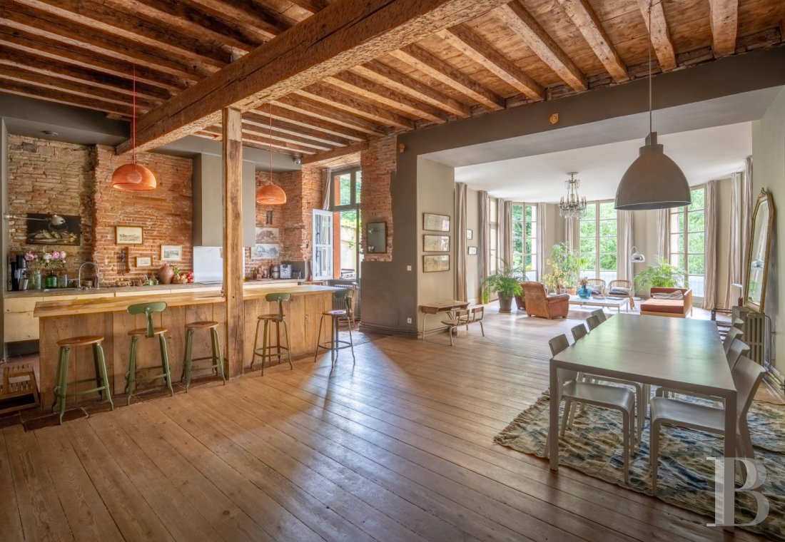 mansion houses for sale France midi pyrenees   - 1