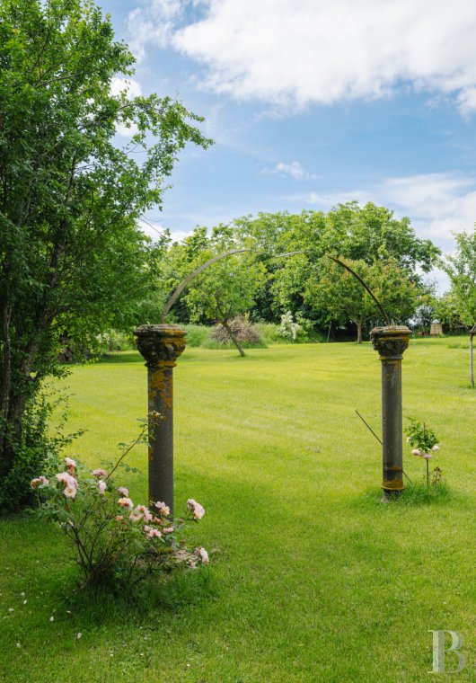 chateaux a vendre auvergne   - 17