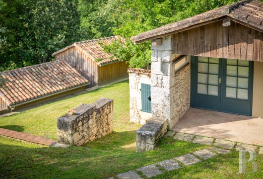 character properties France midi pyrenees   - 15