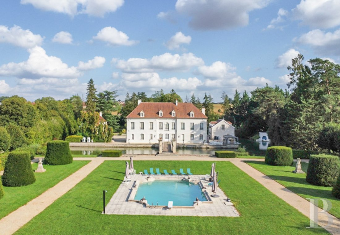 chateaux a vendre bourgogne   - 2