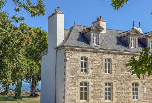 chateaux a vendre bretagne   - 24