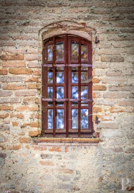 chateaux for sale France midi pyrenees   - 4