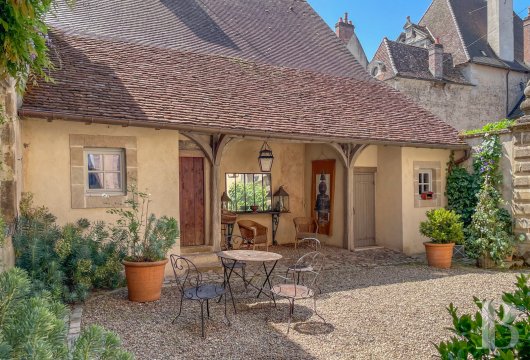 mansion houses for sale France burgundy   - 15