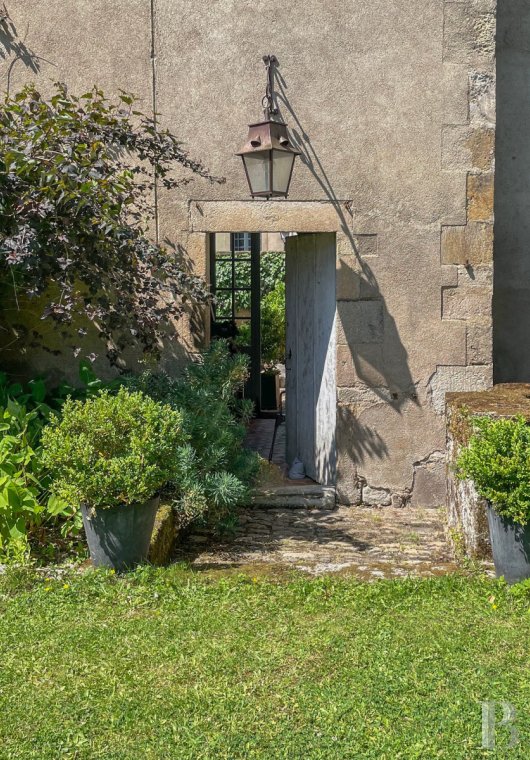 mansion houses for sale France burgundy   - 16