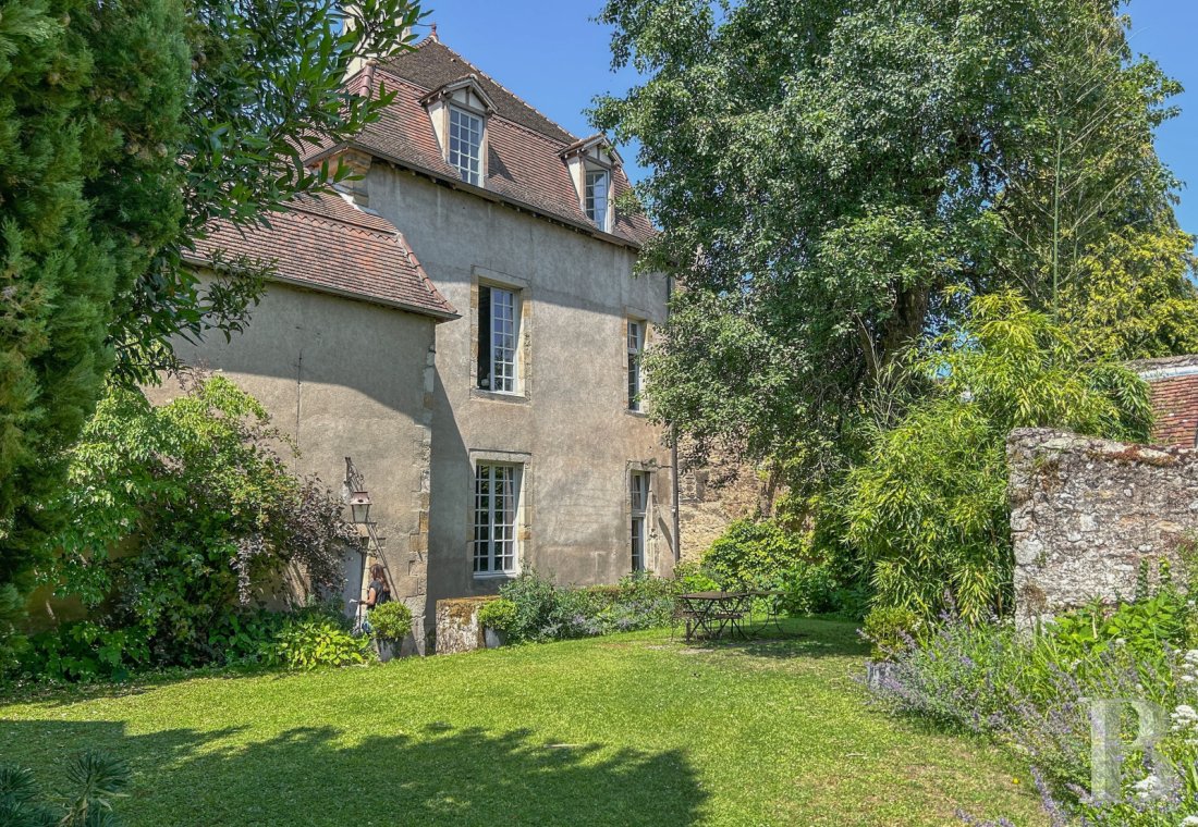mansion houses for sale France burgundy   - 2