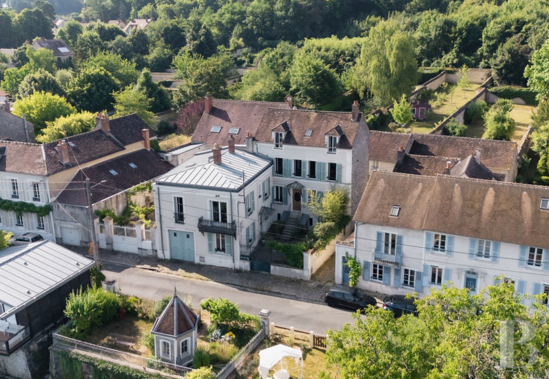 character properties France ile de france   - 1