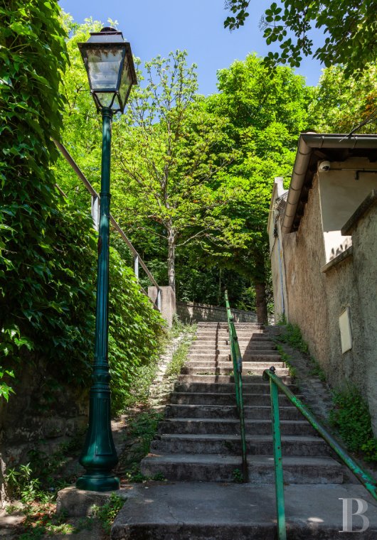 properties in town for sale - ile-de-france - Saint-Maurice, à 10 min de Paris, une maison d’architecte de 125 m², ses trois chambres et son garage