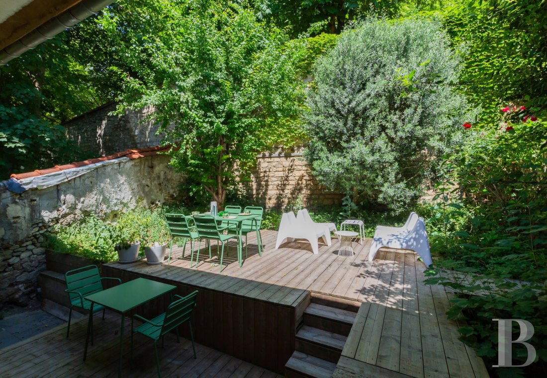properties in town ile de france   - 12