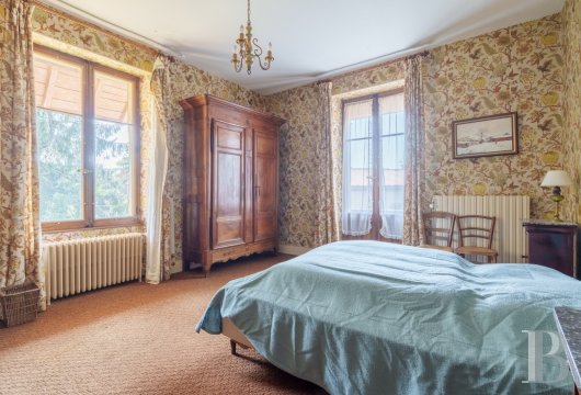character properties France franche comte   - 12