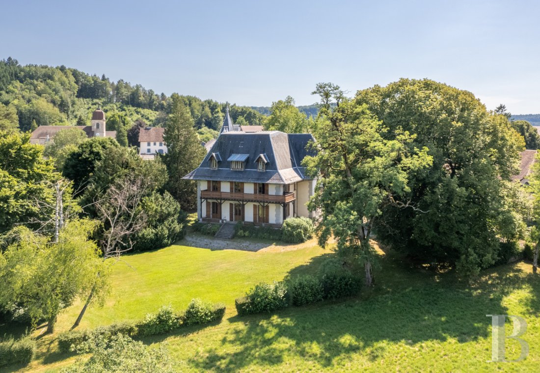 character properties France franche comte   - 2