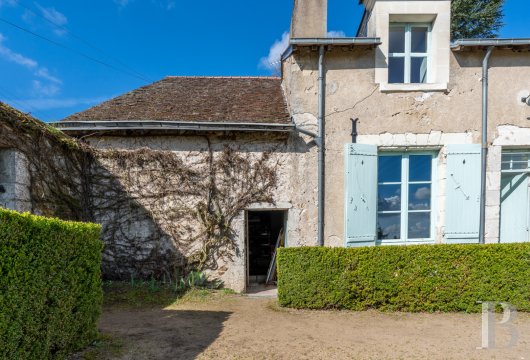 character properties France center val de loire   - 16