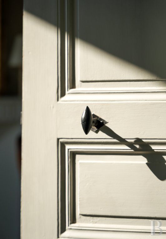 character properties France center val de loire   - 6