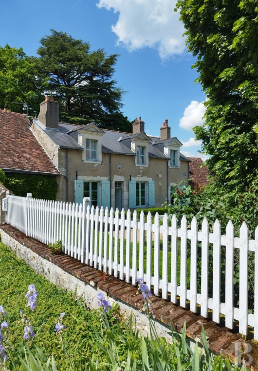 character properties France center val de loire   - 14