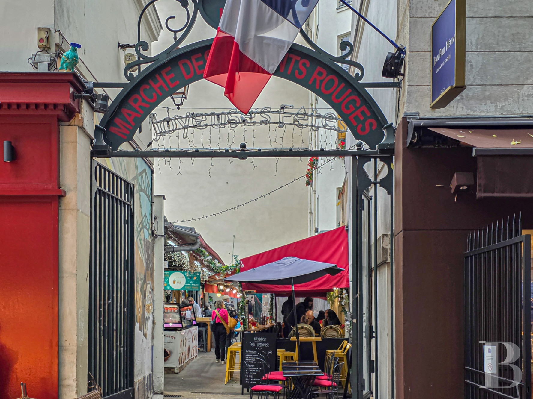 À Paris, au cœur du Marais, deux vastes chambres d’hôtes dans un immeuble du 17e siècle - photo  n°16
