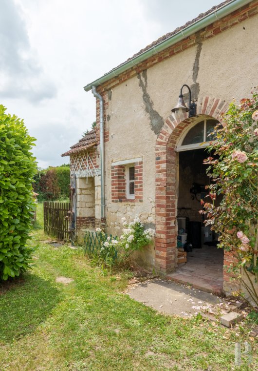 vieilles maisons francaises bourgogne   - 12