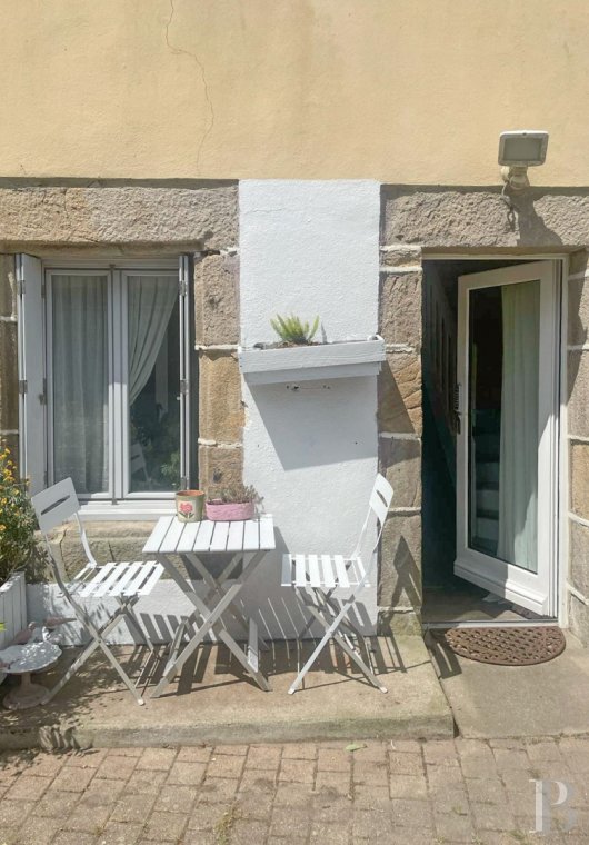 character properties France brittany   - 2