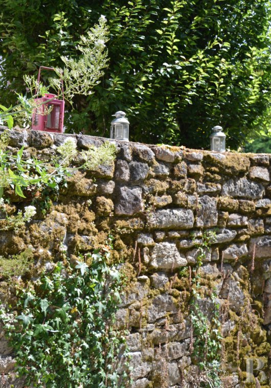 character properties France brittany   - 11