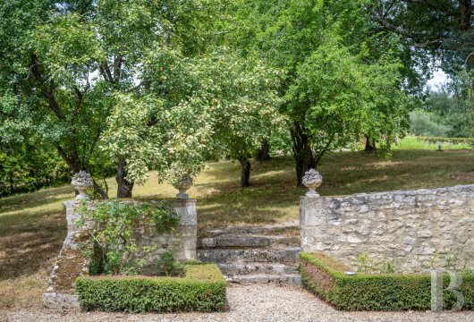 character properties France midi pyrenees   - 26