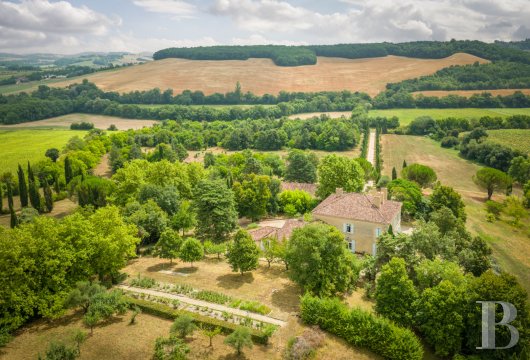 character properties France midi pyrenees   - 6