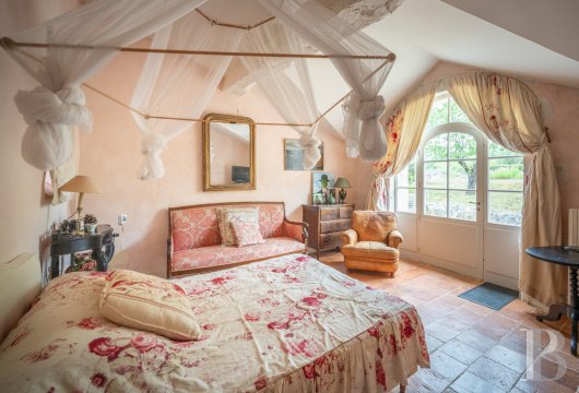 character properties France midi pyrenees   - 14
