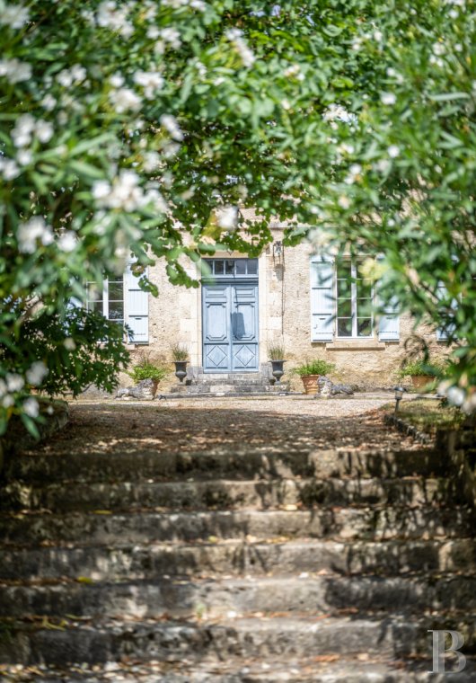 character properties France midi pyrenees   - 4