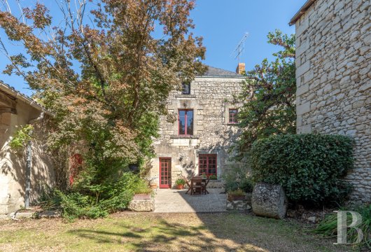 pays-de-loire - A family dwelling with an outbuilding and garden, five minutes from Montreuil-Bellay, in the Maine-et-Loire department