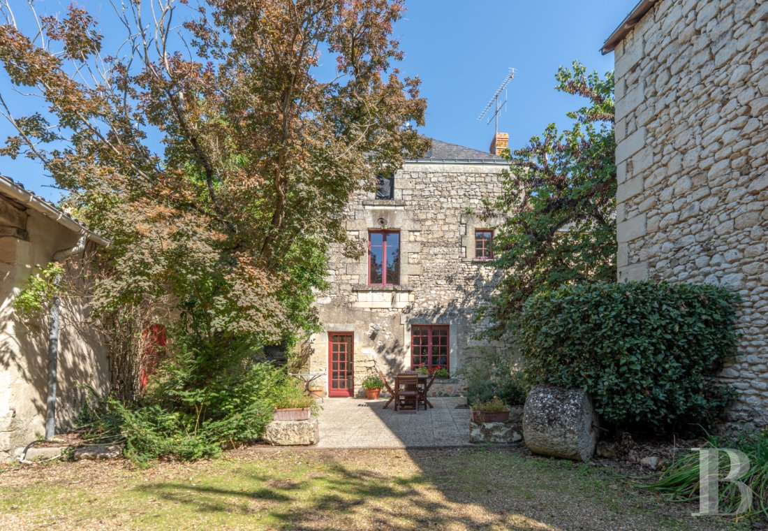 character properties France pays de loire   - 1