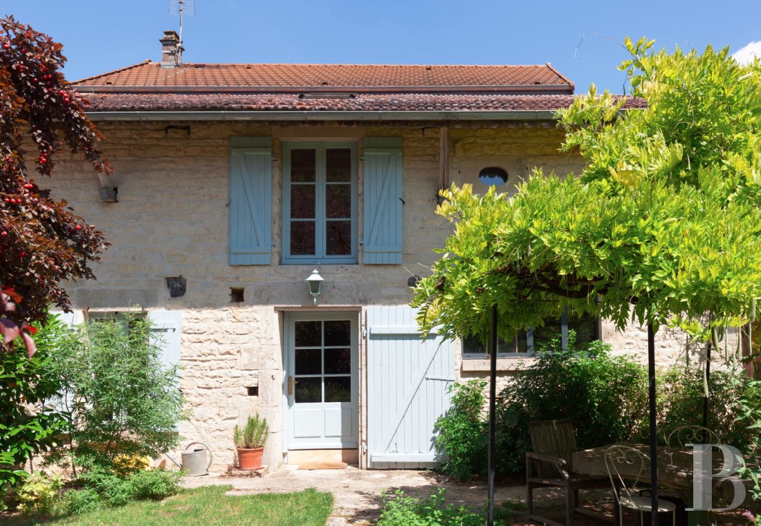 vieilles maisons francaises bourgogne   - 8
