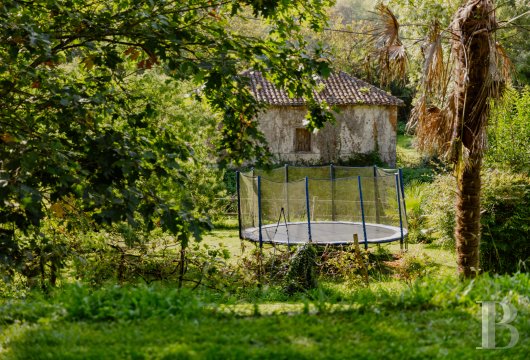 An 18th-century ship owner’s estate on the banks of a river in the Basque Country, in Pyrénées-Atlantiques   - photo  n°8