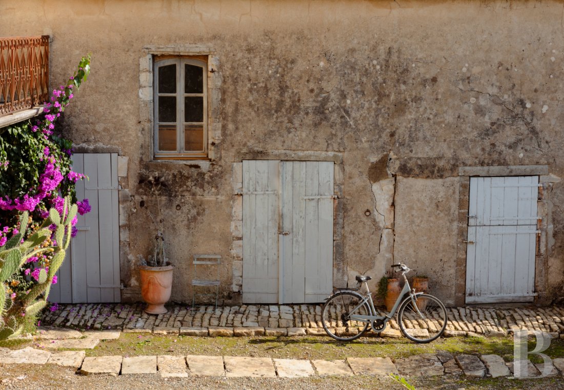 An 18th-century ship owner’s estate on the banks of a river in the Basque Country, in Pyrénées-Atlantiques   - photo  n°5