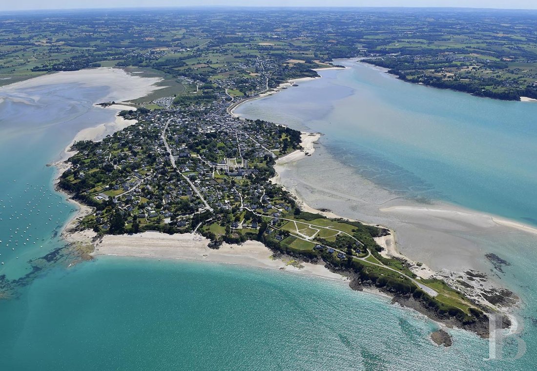 Dans les Côtes-d’Armor, à Saint-Jacut, une maison de village décorée comme un bateau de croisière des années 1940 - photo  n°22