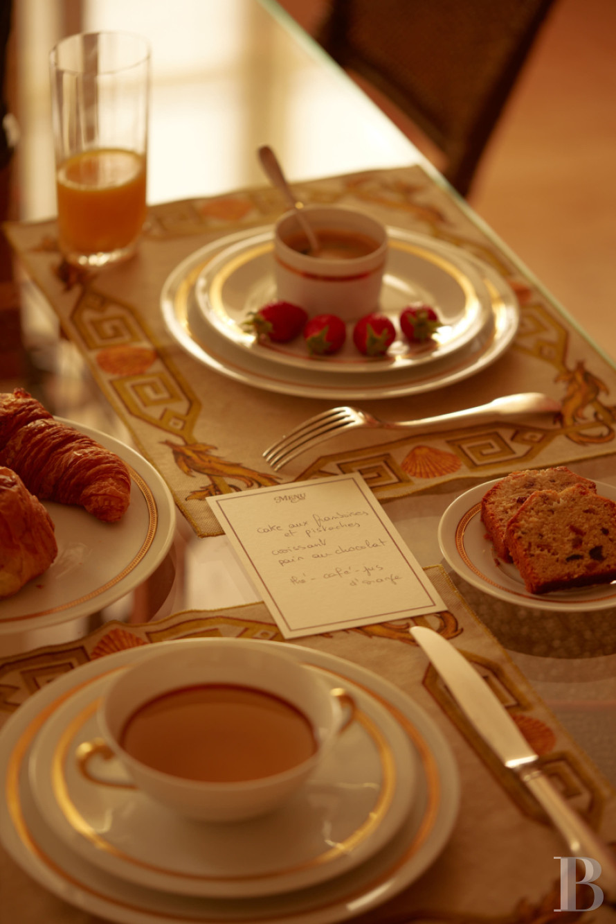 Dans les Côtes-d’Armor, à Saint-Jacut, une maison de village décorée comme un bateau de croisière des années 1940 - photo  n°6