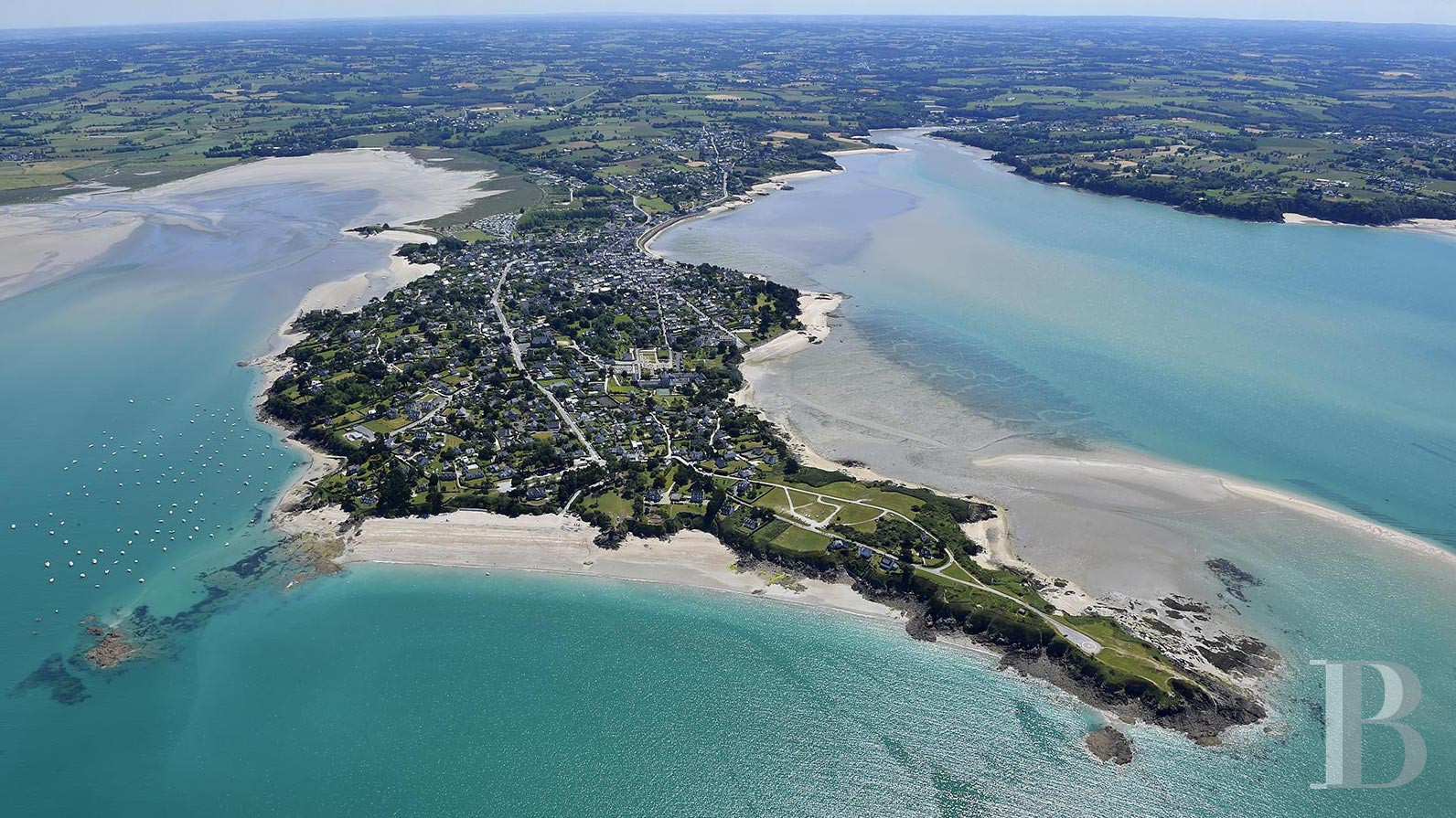 Dans les Côtes-d’Armor, à Saint-Jacut, une maison de village décorée comme un bateau de croisière des années 1940 - photo  n°22