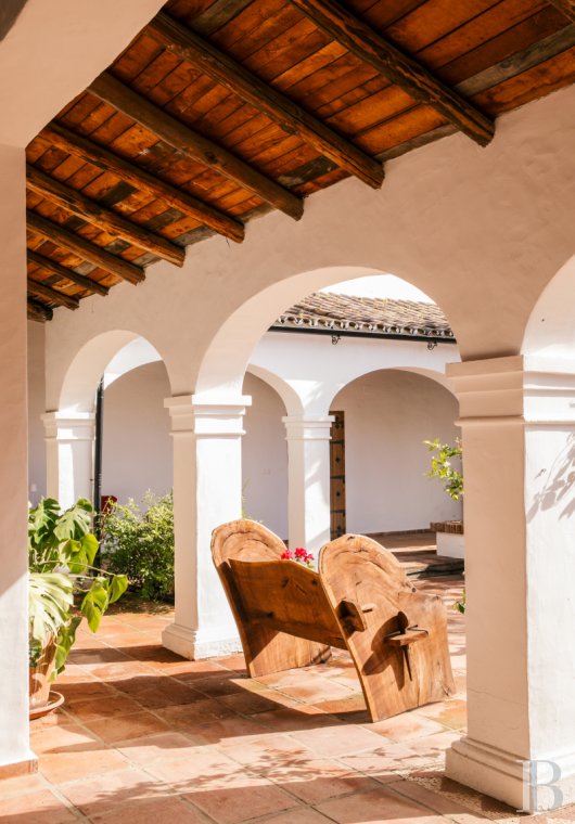 Au sud de l’Espagne, dans les montagnes de la Serrania de Ronda, une ancienne ferme andalouse transformée en hôtel-boutique - photo  n°2