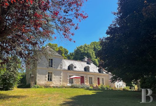 center-val-de-loire - A 17th & 18th century manor house, outbuildings and parkland,  set in almost 2 hectares of land near Azay-le-Rideau, in Touraine 