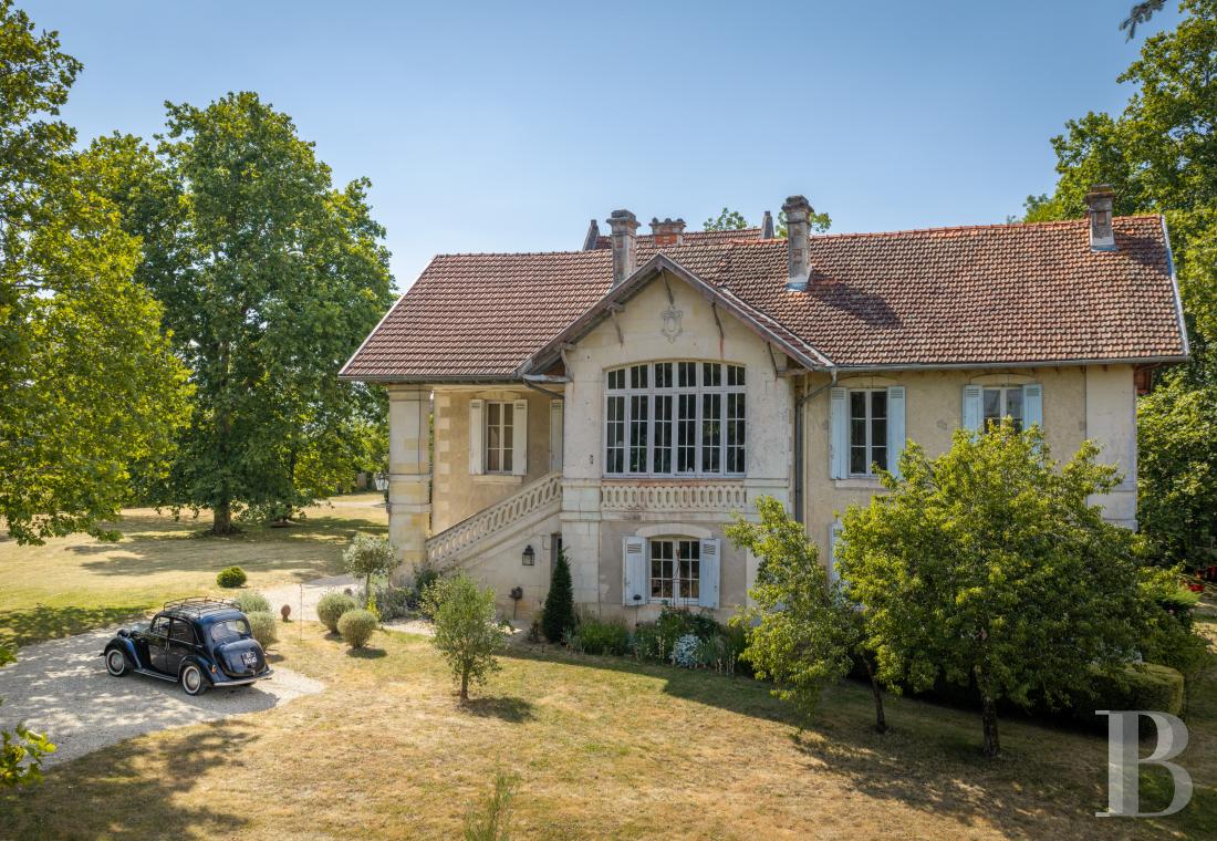 En Charente-Maritime, une demeure du 19e siècle d’inspiration arcachonnaise et son grand parc arboré - photo  n°7