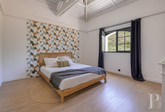 character properties France pays de loire   - 12