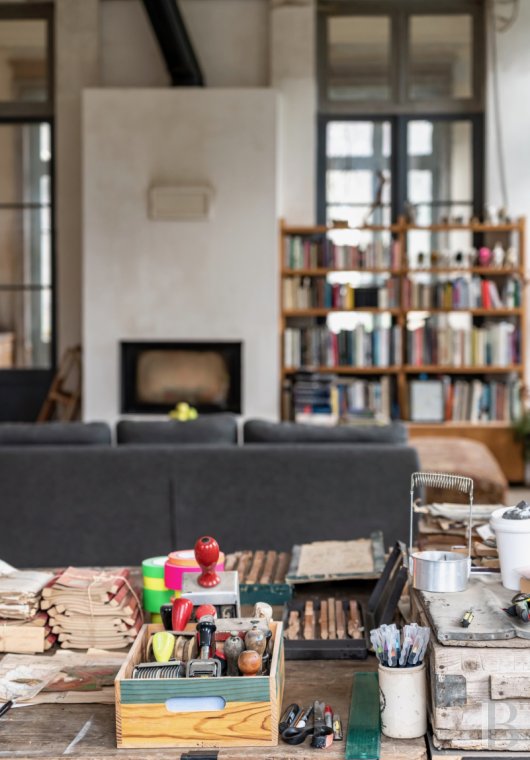 En Côte-d’Or, à l’est de Châtillon-sur-Seine, les dépendances d’un ancien château autour d’une vaste cour - photo  n°8