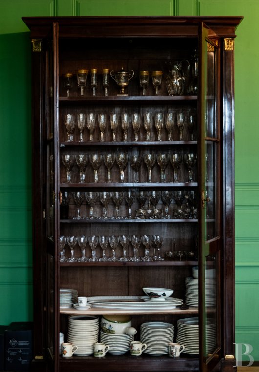 Dans le canton de Vaud, non loin des rives du lac de Neuchâtel, un château des 17e et 18e siècles rénové dans son état d’origine - photo  n°18