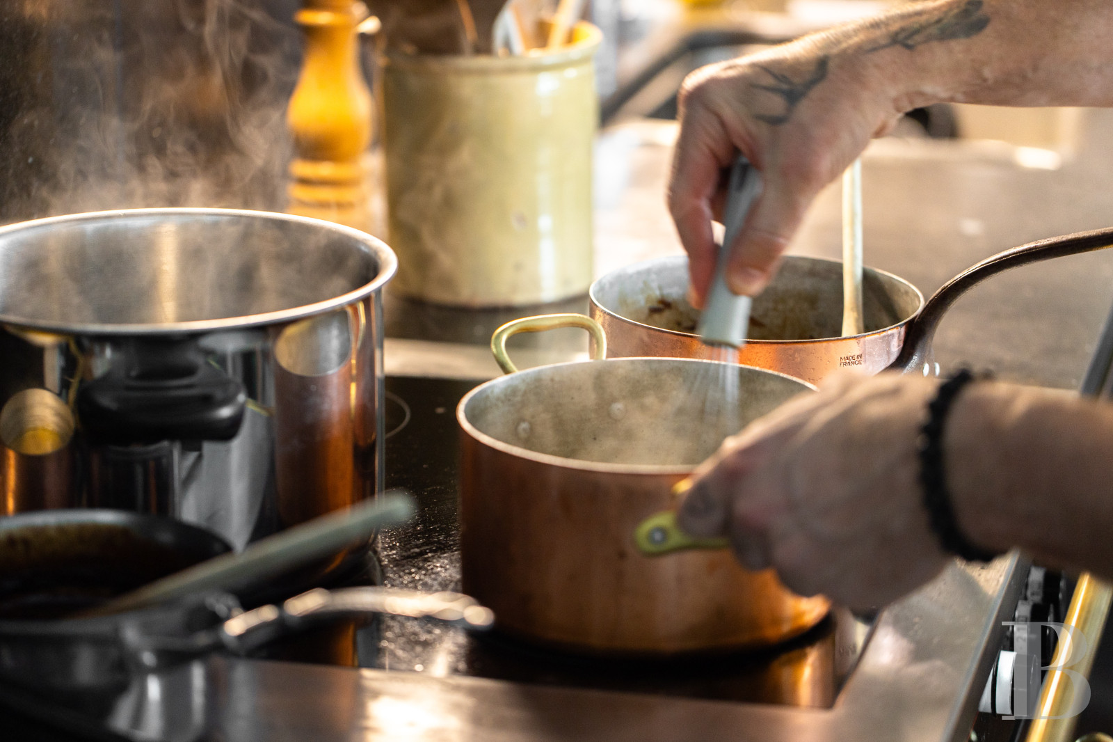 Dans le canton de Vaud, non loin des rives du lac de Neuchâtel, un château des 17e et 18e siècles rénové dans son état d’origine - photo  n°15